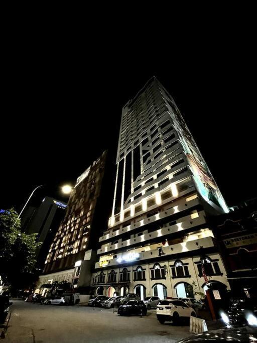 クアラルンプール#16 M101 Dang Wangi Klcc View Pool By Livinアパートメント エクステリア 写真